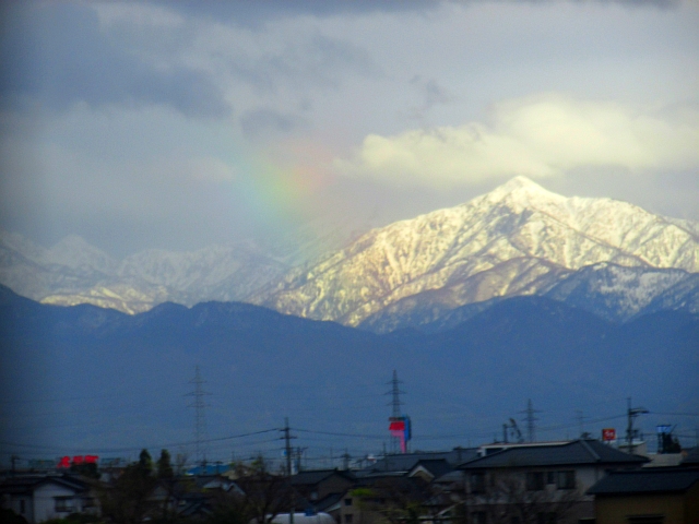 雪山と虹_補正2