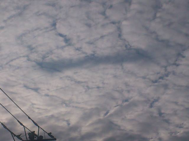 飛行機雲の影2